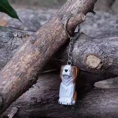 Beagle keychain hanging view