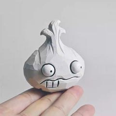 Garlic Plants vs Zombies wooden figure in hand